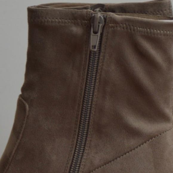 Ladies Size 10 booties - Picture 7 of 8